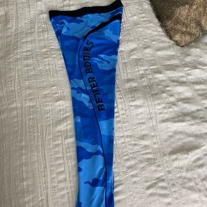 Better Bodies blue camo tights size small